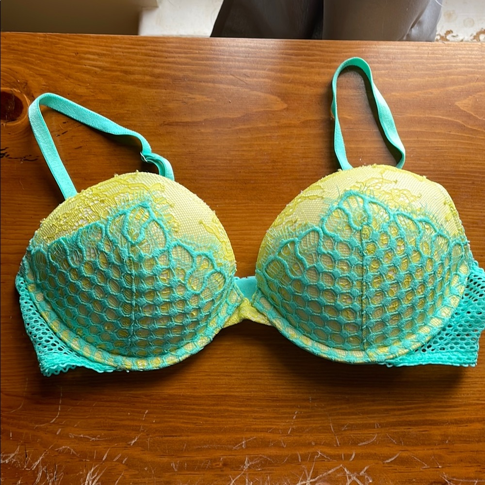 Victoria's Secret Lime Green Push-Up Bra